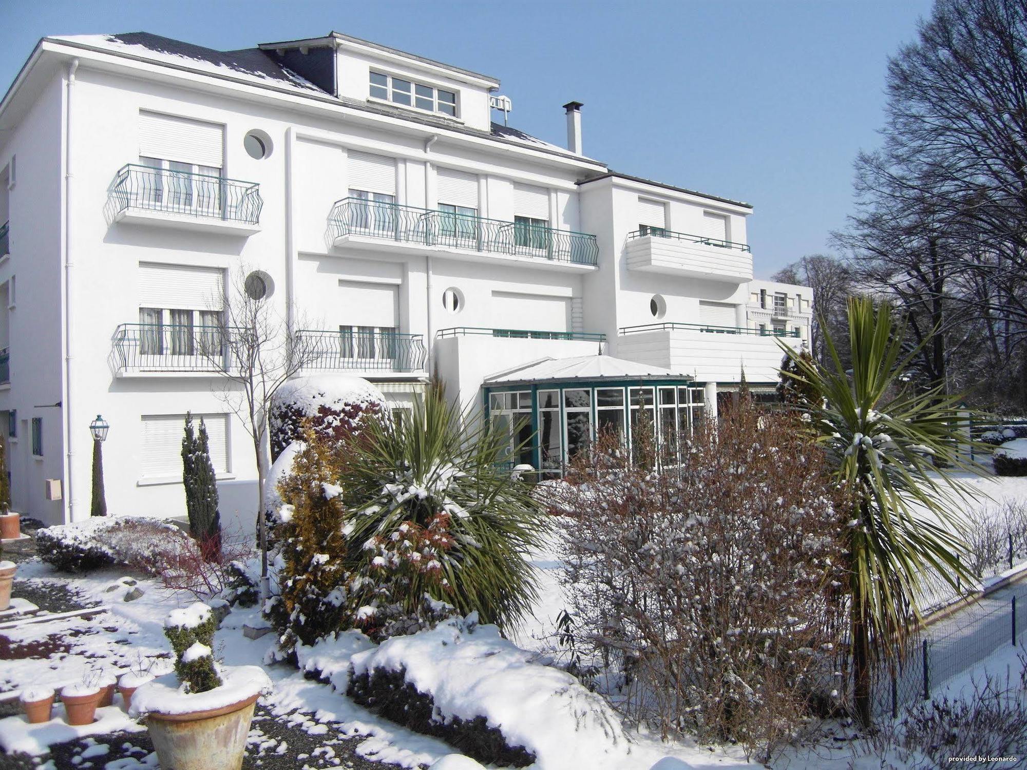 Logis Hôtel Le Miramont Argelès-Gazost Exterior foto